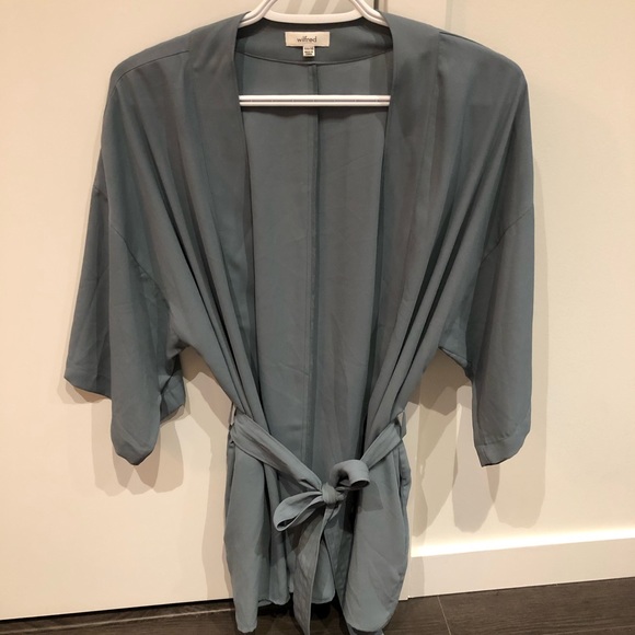 Aritzia Tops - Wilfred kimono